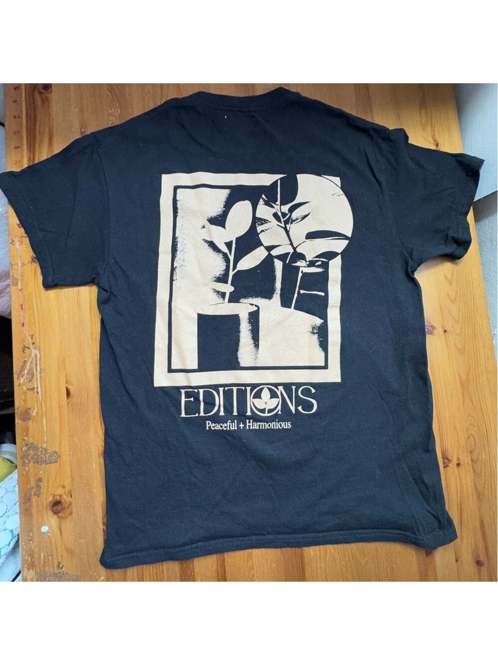 Top man Pearce and harmonious editions black graphic Tshirt size small